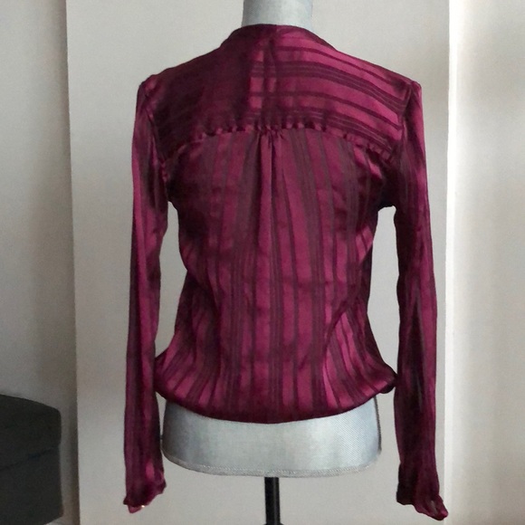 Guess Blouse XS - Picture 5 of 9